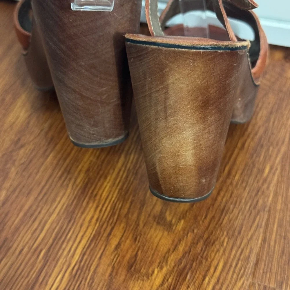 Jeffrey Campbell Sandals Sz 7 Platform Wood Block Heel Retro 70's Cognac Tan